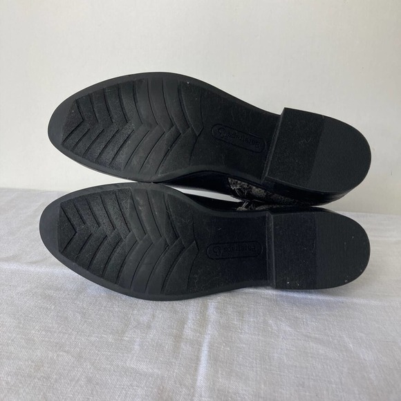 EUC Baretraps Ankle Boot, Bootie, Women's Size 7.5 M Black Faux Snake Skin - Picture 9 of 10